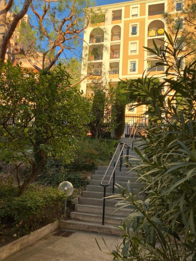 Monte Carlo Luxury Holidays Sea View Бюсолей Екстериор снимка